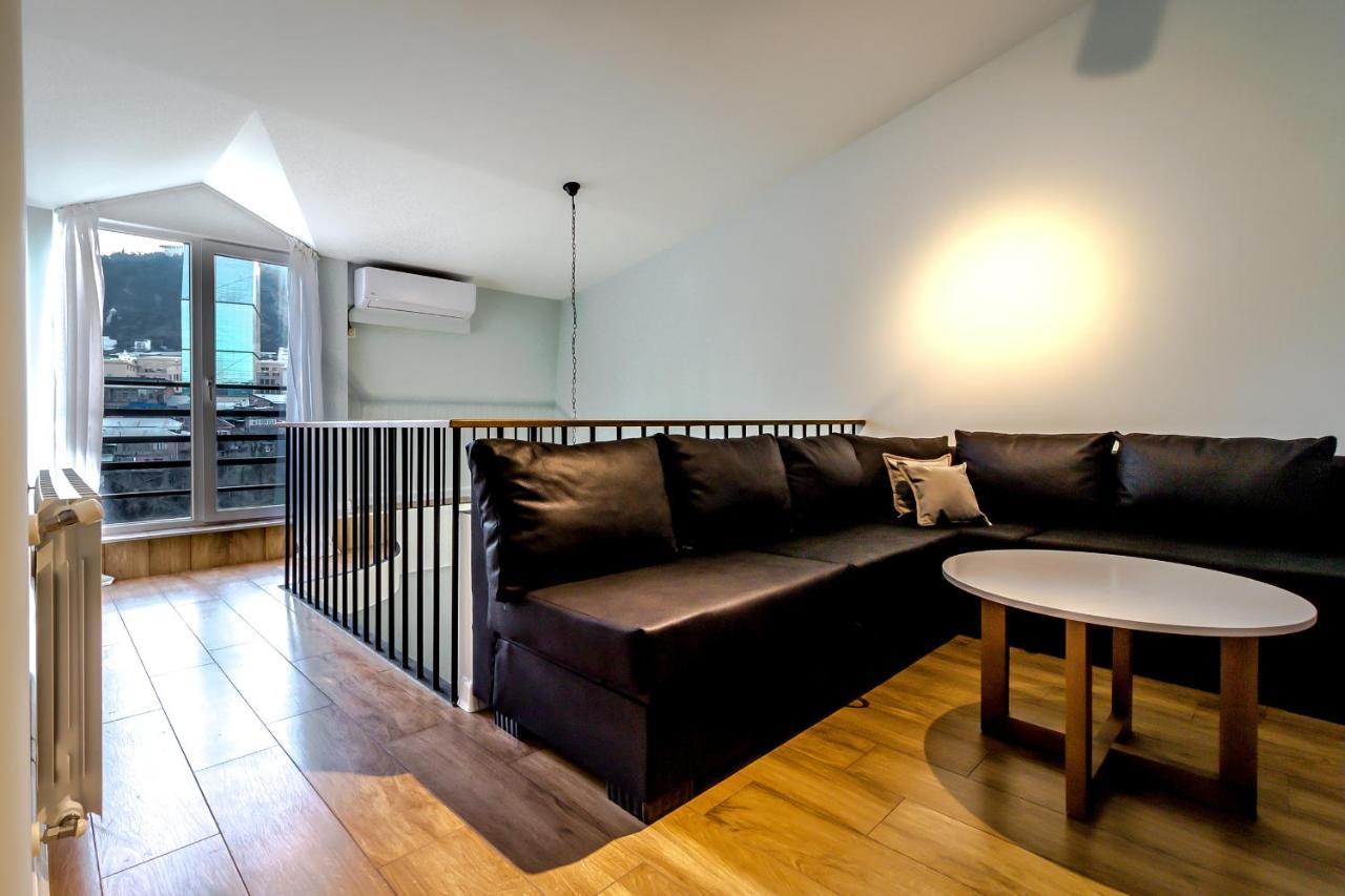 Modern Apartment In Old Tbilisi Luaran gambar