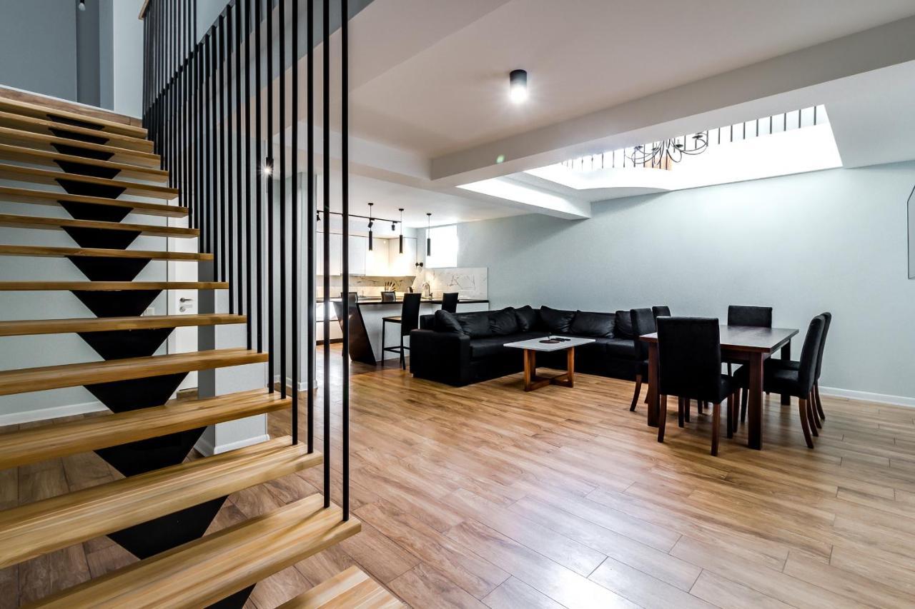 Modern Apartment In Old Tbilisi Luaran gambar