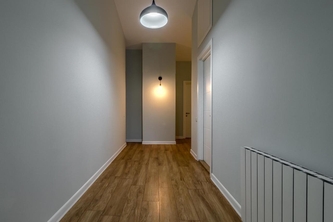 Modern Apartment In Old Tbilisi Luaran gambar