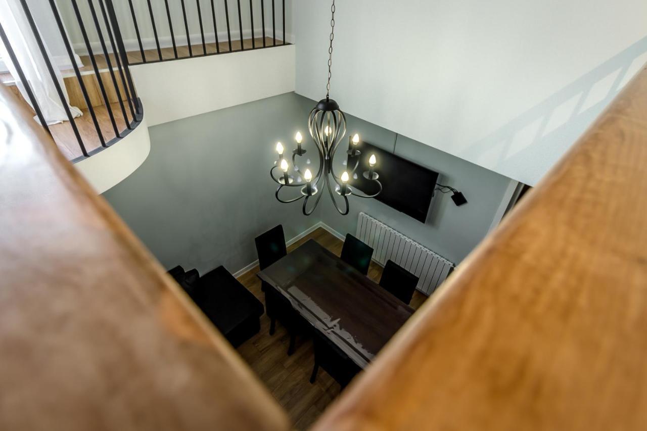 Modern Apartment In Old Tbilisi Luaran gambar
