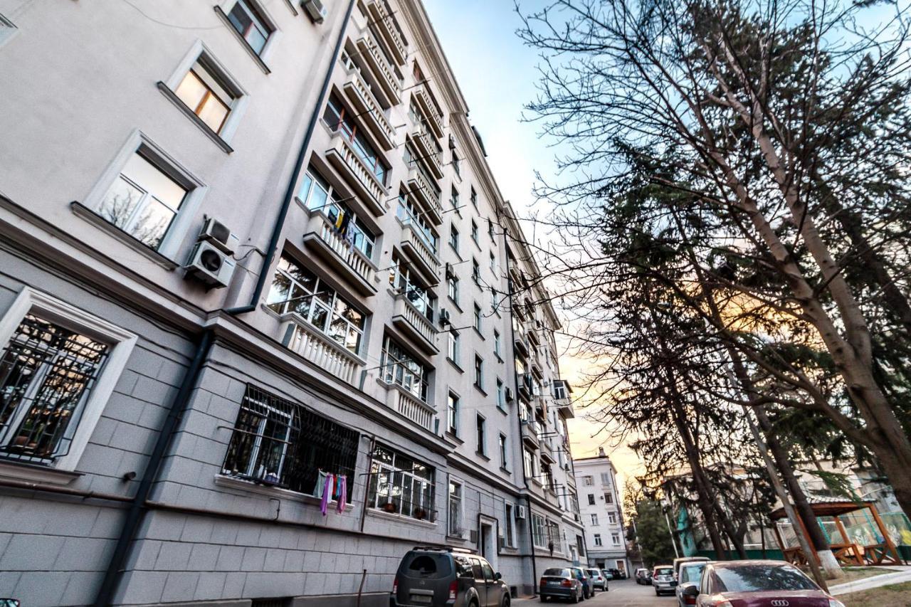 Modern Apartment In Old Tbilisi Luaran gambar