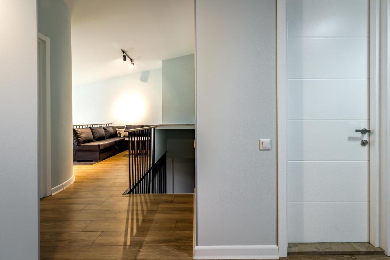 Modern Apartment In Old Tbilisi Luaran gambar